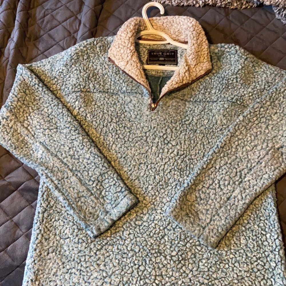 True grit pullover